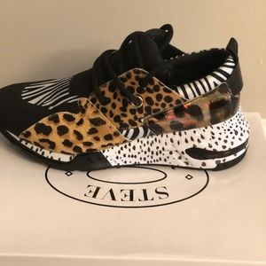 Steve Madden Sneakers